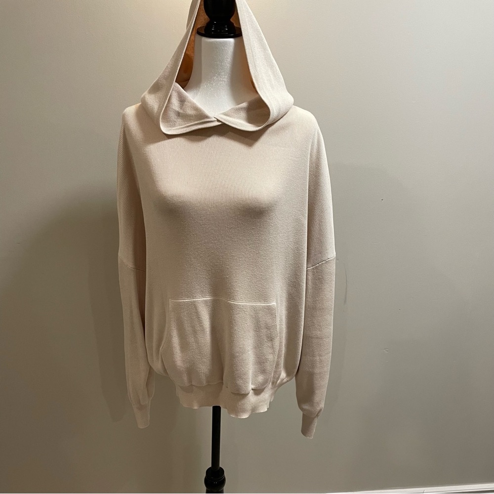 Paper Label Cream Hooded Pullover Sweater